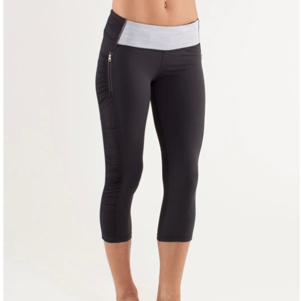 Lululemon Run: In The Sun Crop Sz 8